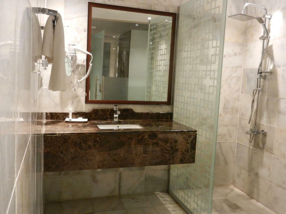 Glamour Hotel Djeddah Extérieur photo